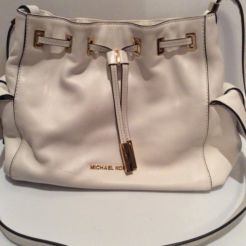 Michael kors crossbody